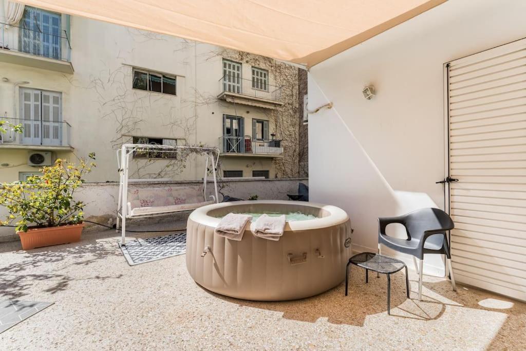 Amazing 3Bdr Apt With Unique Roof Garden In Plaka Aten Exteriör bild